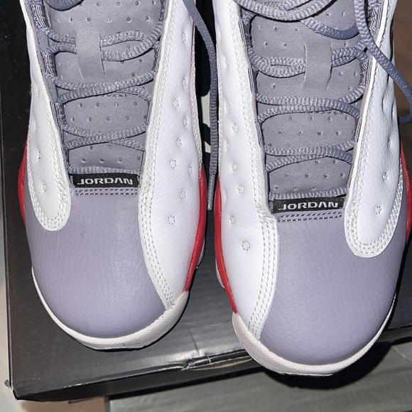 Perfect condition jordan 13 - Picture 6 of 8